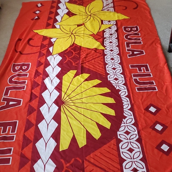 Traditional Wear Fiji - Picture 2 of 2